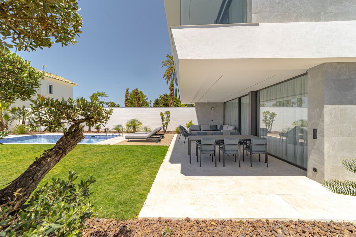Villa B San Pedro - KEY READY — photo 2 of 10