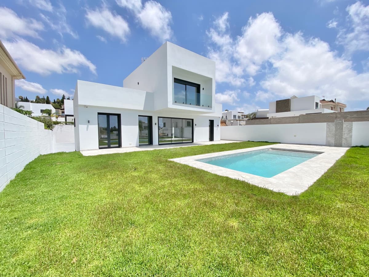 Grupo Tierra Nueva - KEY READY — photo 3 of 10