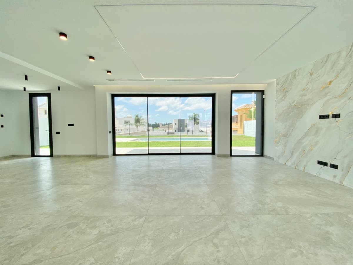 Grupo Tierra Nueva - KEY READY — photo 4 of 10