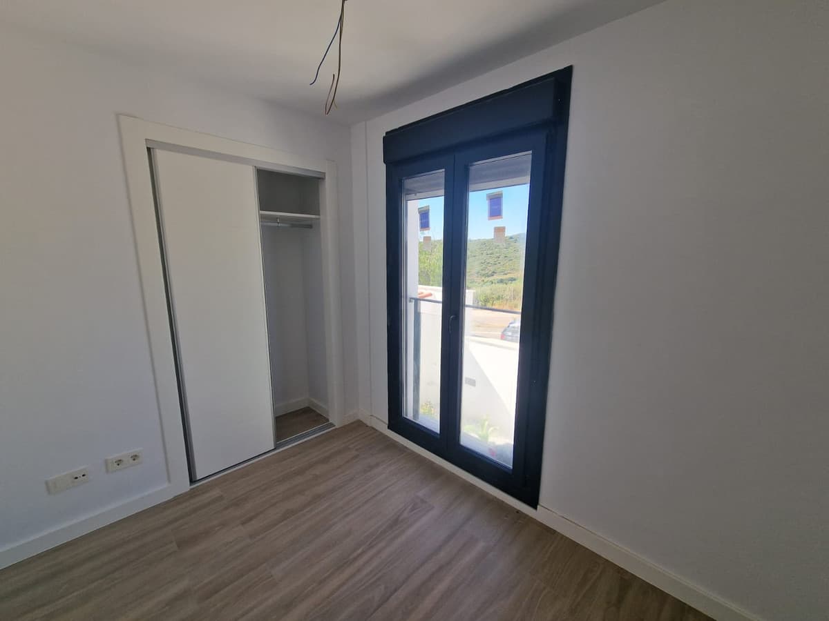 CASAS PAREADAS Y VILLA ALDEA HILLS - KEY READY! — photo 7 of 10
