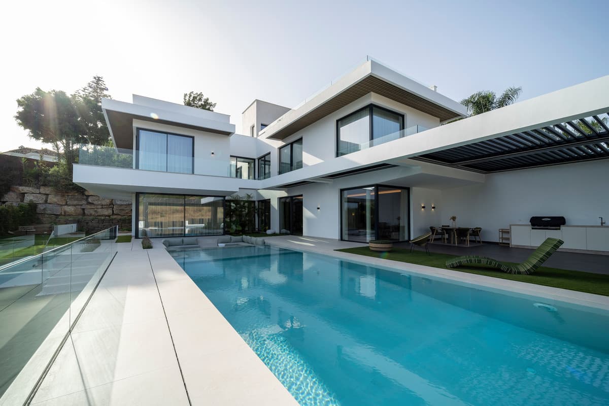 Villa Esmeralda - KEY READY! — photo 1 of 10