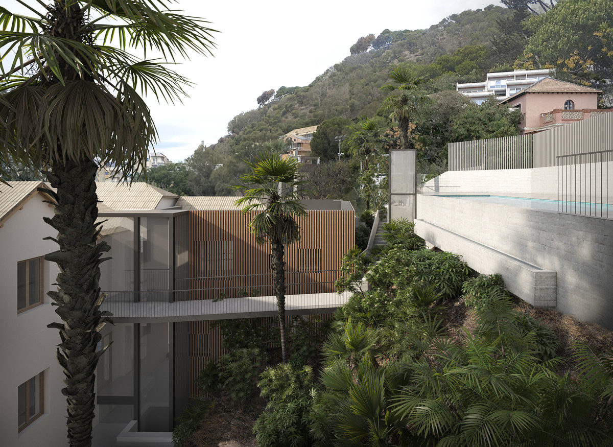 Luxy Sancha — photo 8 of 10
