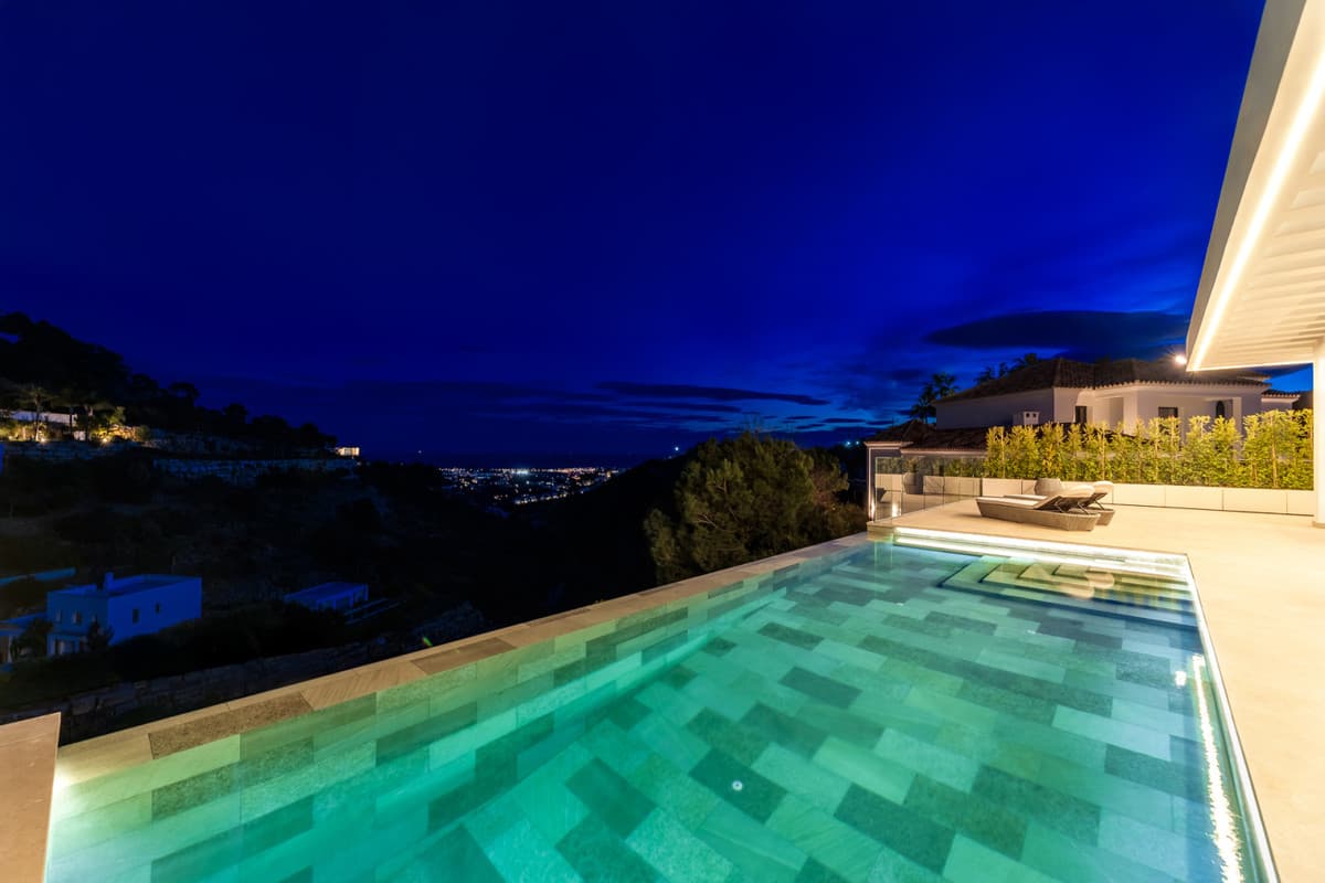 Villa Alfa - KEY READY — photo 5 of 10