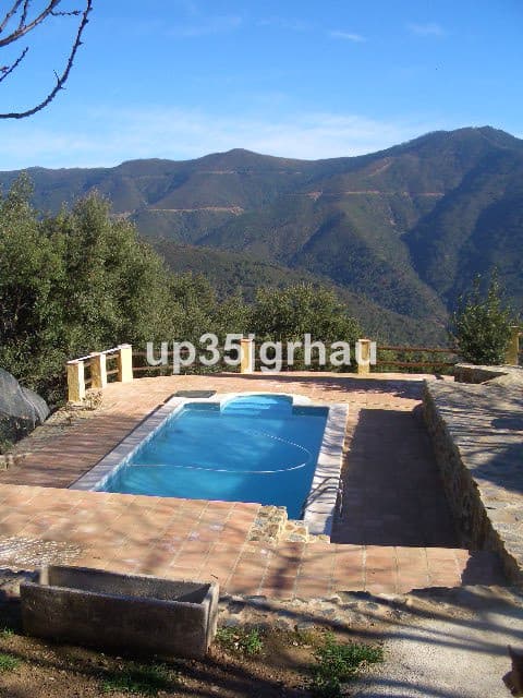 Cortijo in Jubrique — photo 1 of 10
