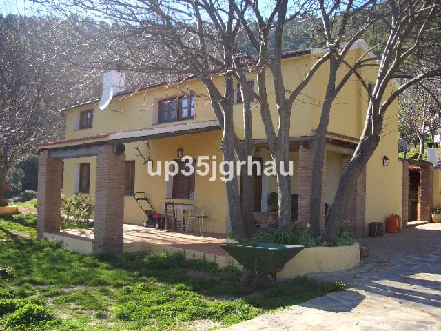 Cortijo in Jubrique — photo 2 of 10