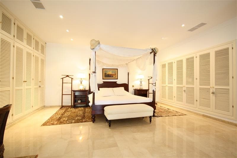 Detached Villa in Los Monteros — photo 4 of 10