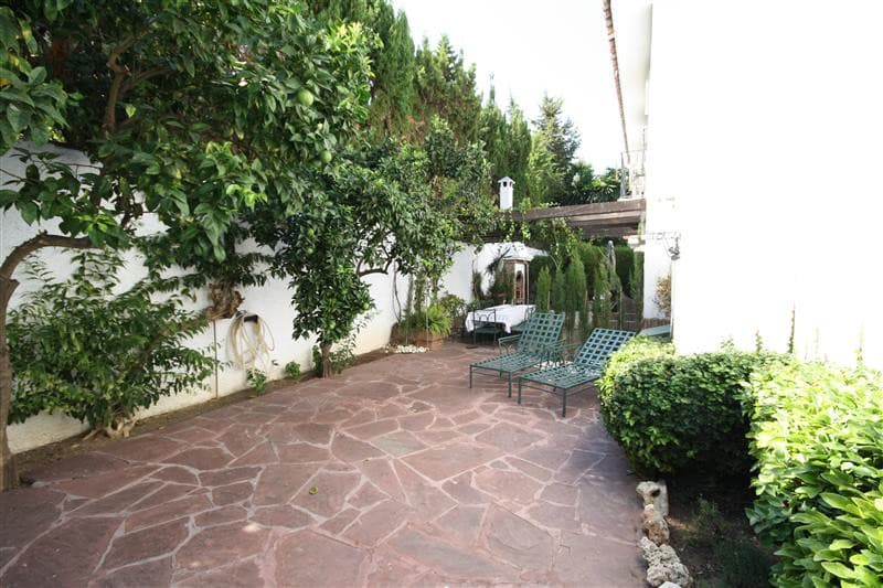 Detached Villa in Los Monteros — photo 10 of 10