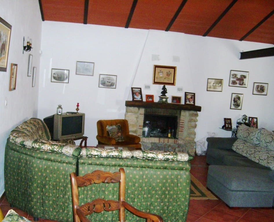 Cortijo in Alora — photo 3 of 10
