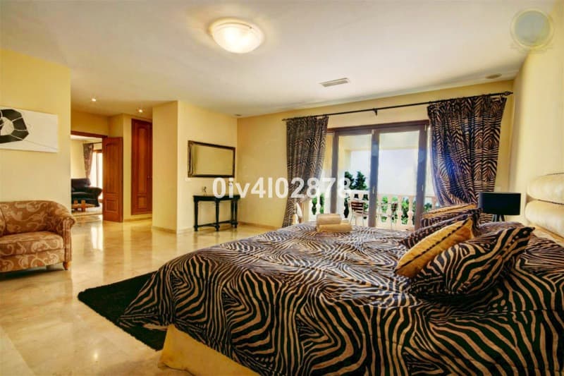 Detached Villa in Benalmadena Pueblo — photo 5 of 10