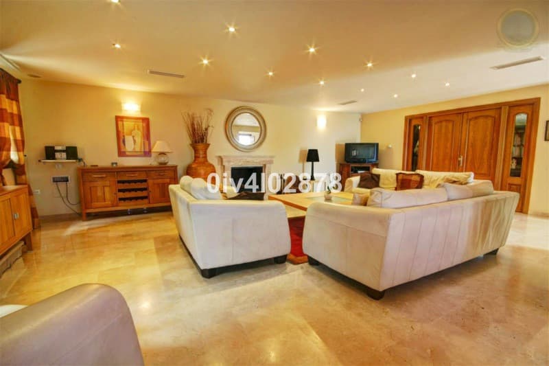 Detached Villa in Benalmadena Pueblo — photo 10 of 10