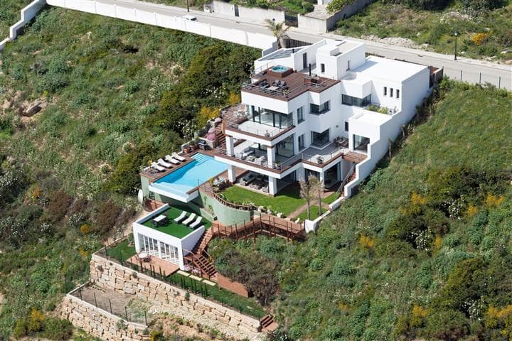 Detached Villa in La Duquesa — photo 6 of 10