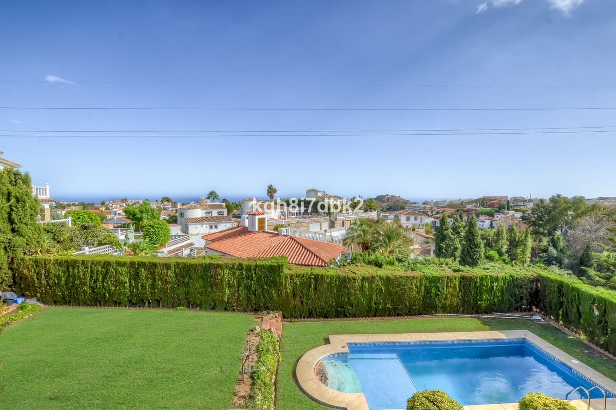 Detached Villa in Benalmadena — photo 3 of 10