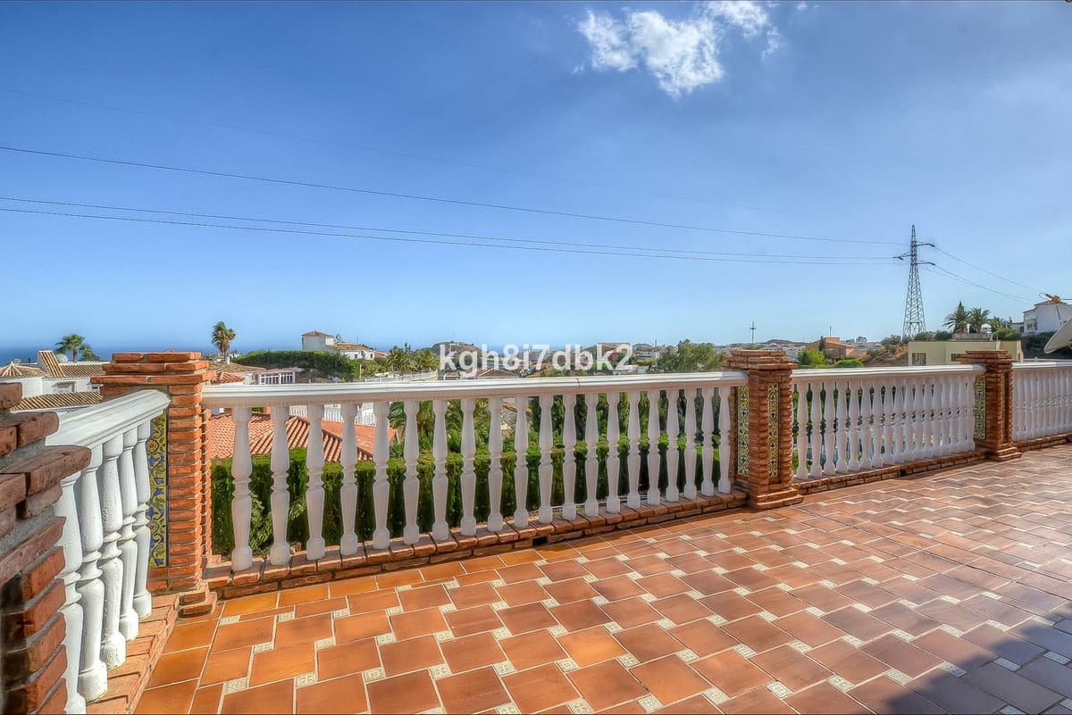 Detached Villa in Benalmadena — photo 5 of 10