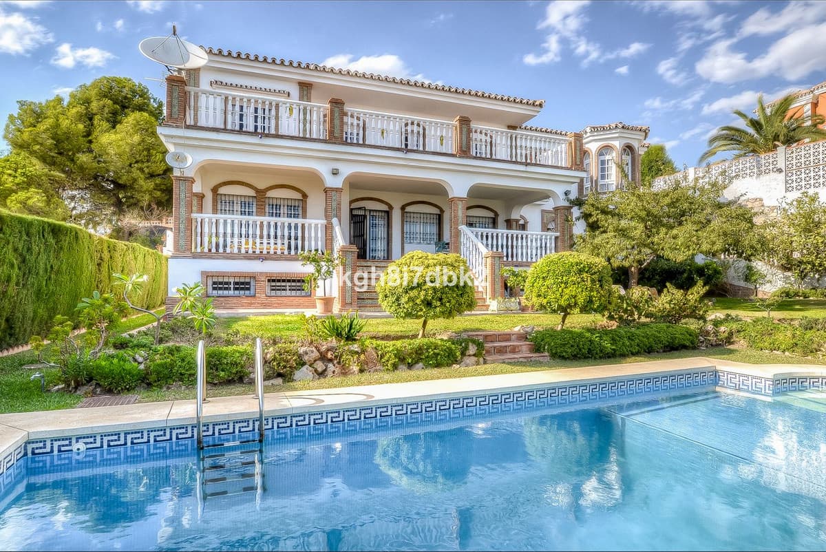 Detached Villa in Benalmadena — photo 7 of 10