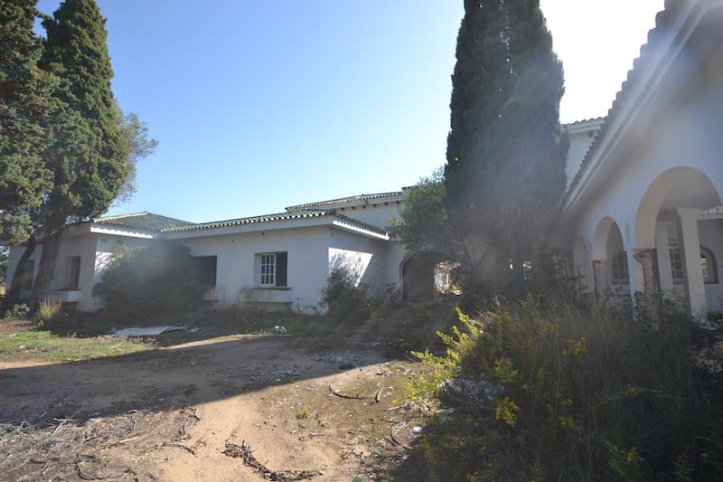 Land with Ruin in Sierra Blanca — photo 7 of 10