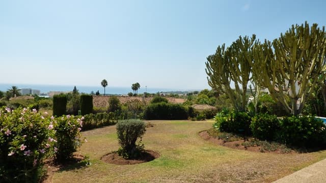 Detached Villa in Marbella — photo 8 of 10