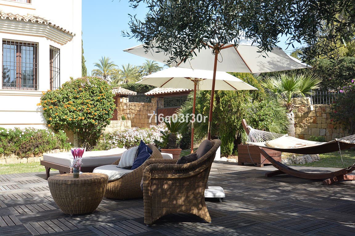 Detached Villa in Nueva Andalucía — photo 6 of 10