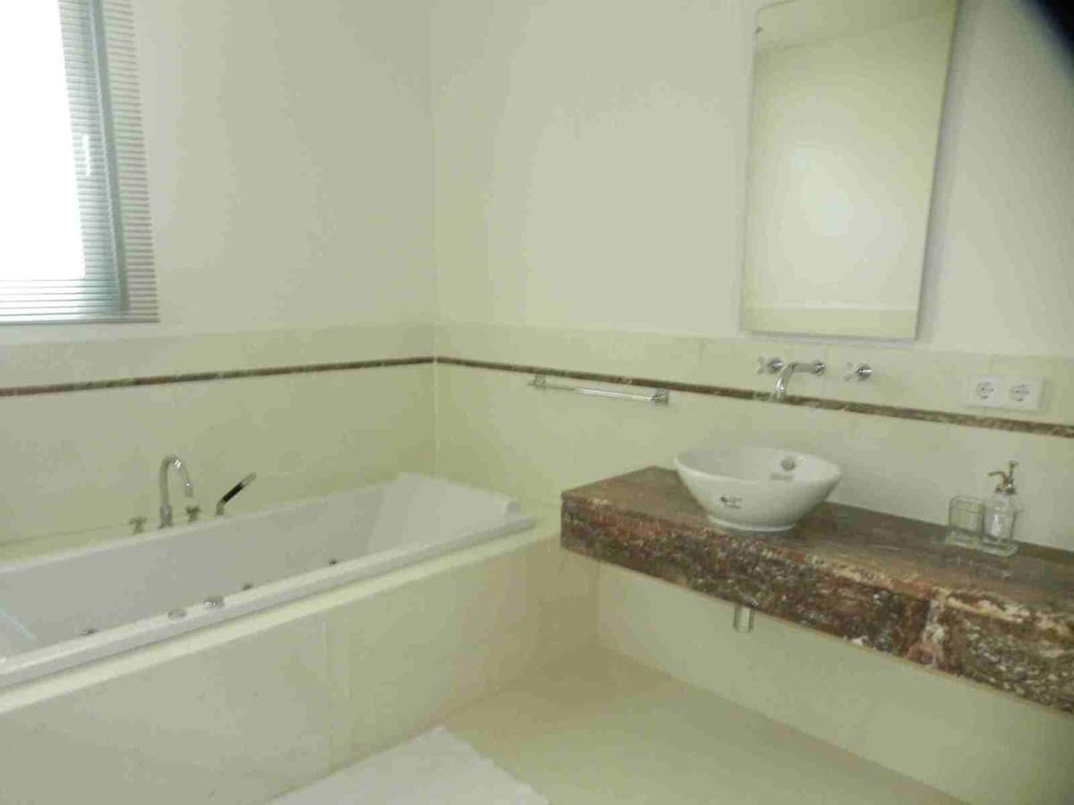Semi-Detached House in Sierra Blanca — photo 10 of 10