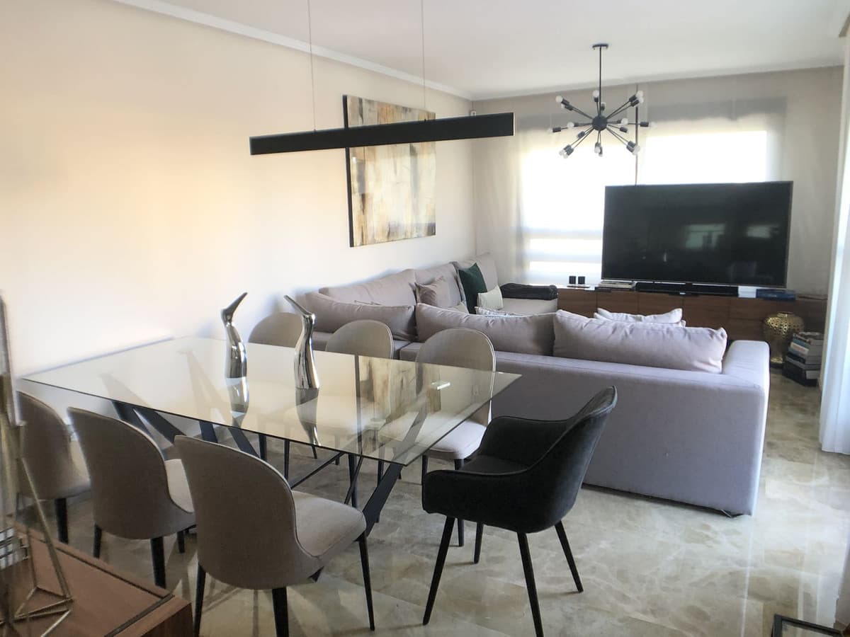 Middle Floor Apartment in New Golden Mile — photo 9 of 10
