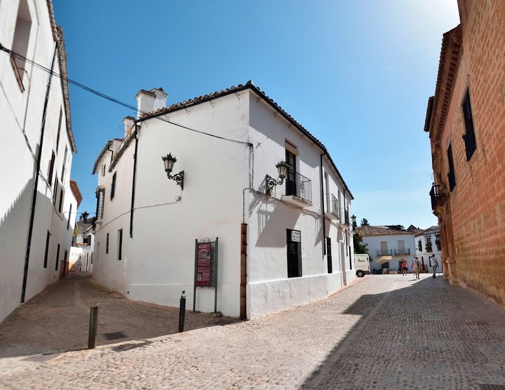 Detached Villa in Ronda — photo 2 of 10