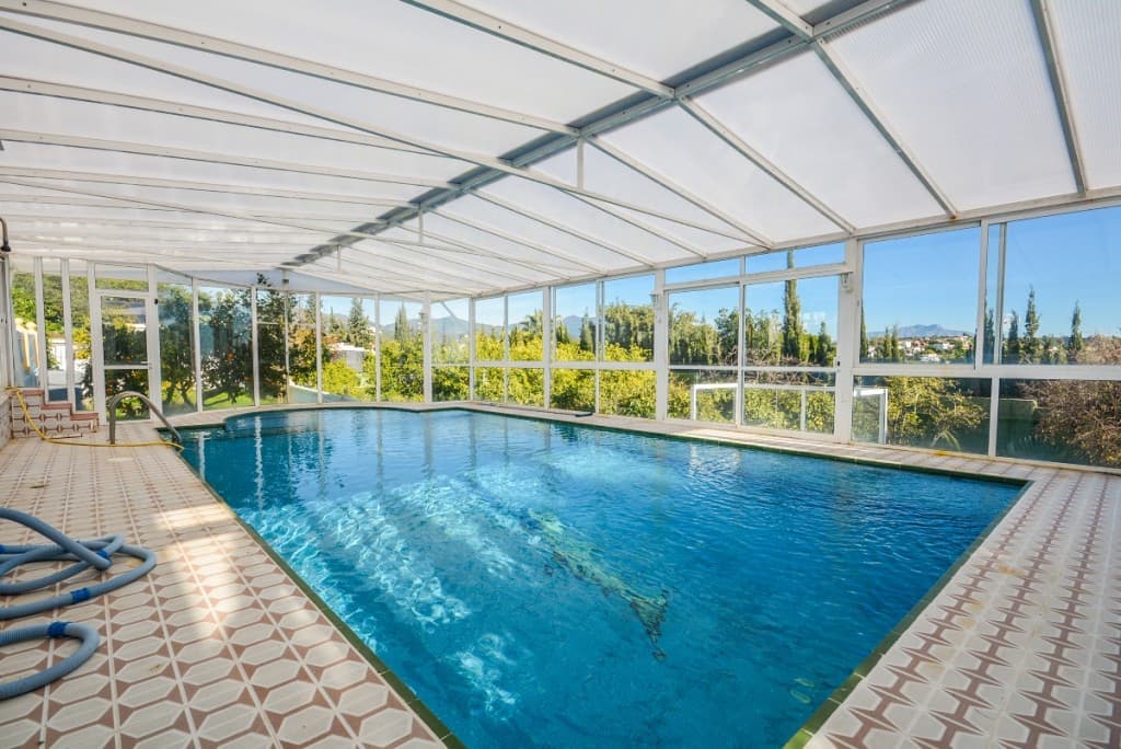 Detached Villa in Estepona — photo 5 of 10