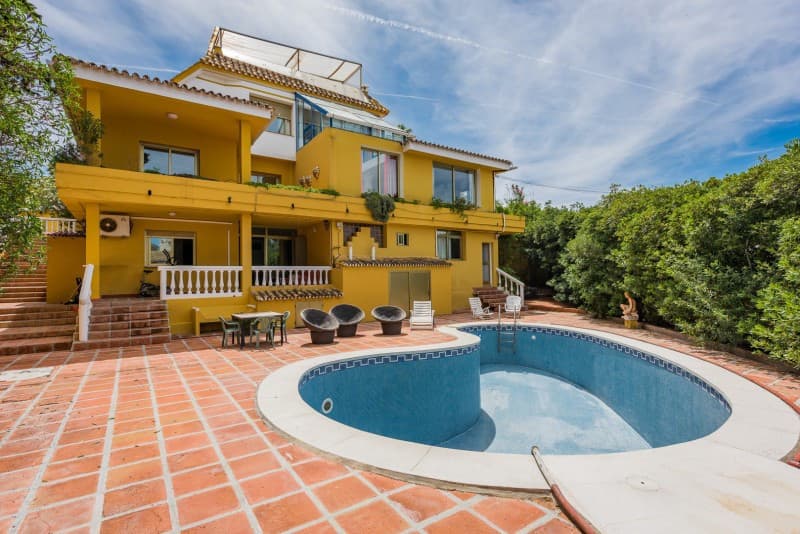 Detached Villa in El Rosario — photo 1 of 10