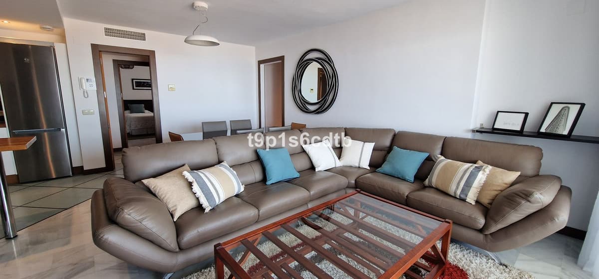 Middle Floor Apartment in Puerto Banús — photo 4 of 10