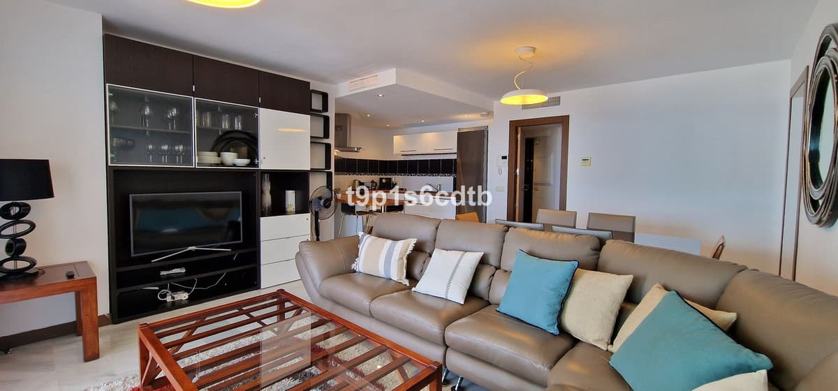 Middle Floor Apartment in Puerto Banús — photo 5 of 10