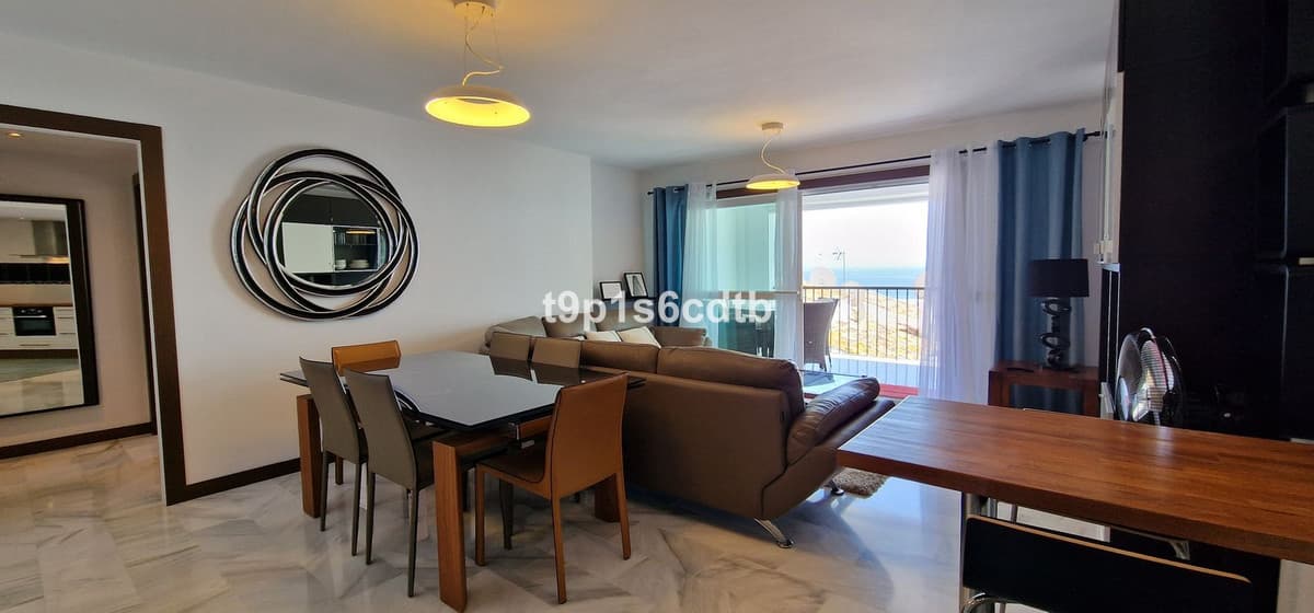 Middle Floor Apartment in Puerto Banús — photo 7 of 10