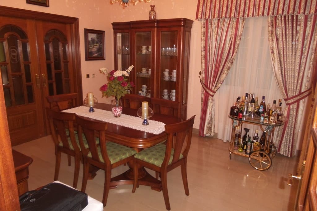 Detached Villa in Alhaurín de la Torre — photo 5 of 10