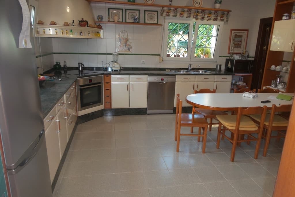 Detached Villa in Alhaurín de la Torre — photo 6 of 10