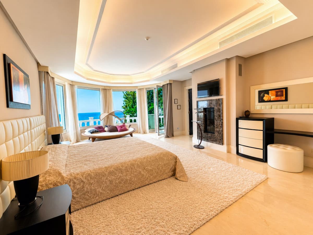 Detached Villa in Altos de los Monteros — photo 6 of 10