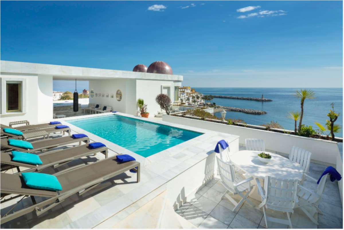 Penthouse in Puerto Banús — photo 1 of 10