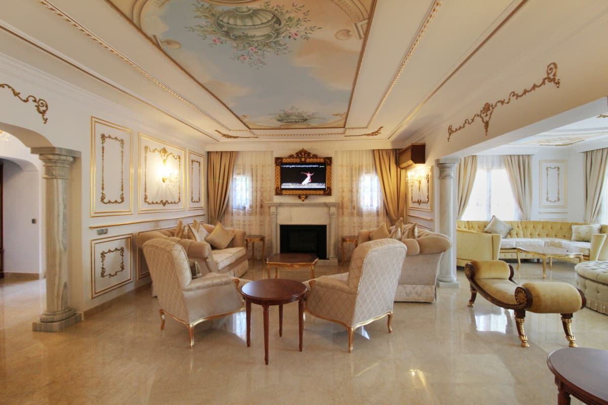 Detached Villa in Guadalmina Baja — photo 2 of 10