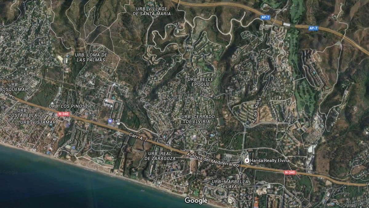 Residential Plot in Elviria — photo 1 of 8