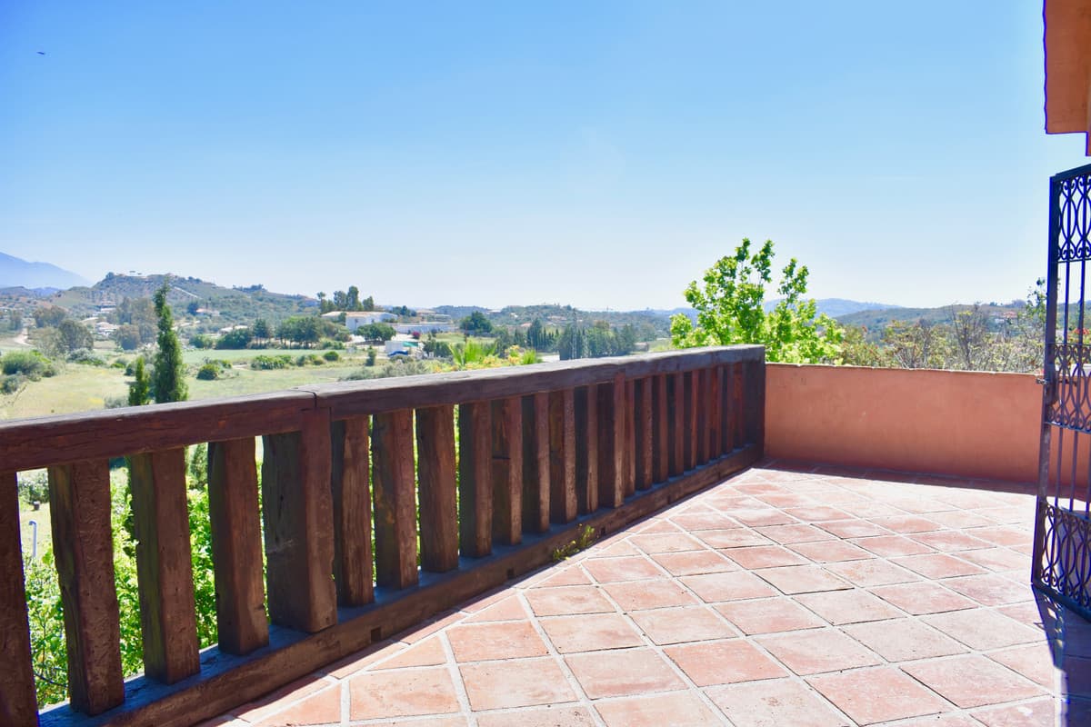 Detached Villa in La Cala de Mijas — photo 4 of 10