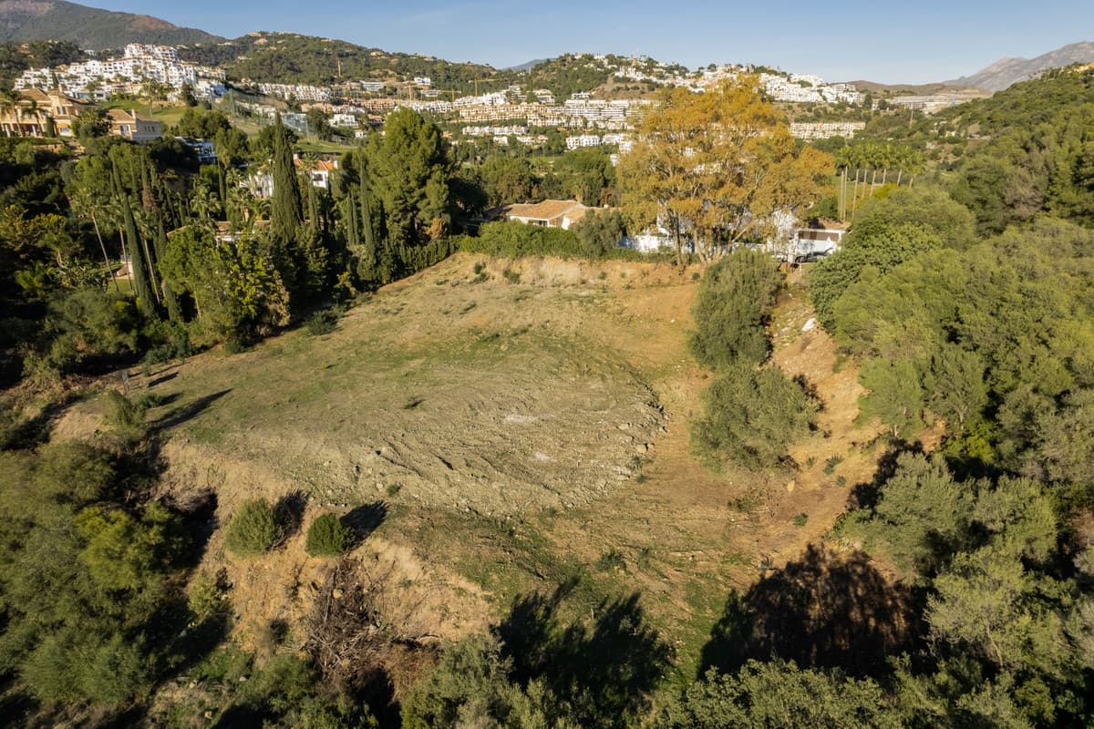 Residential Plot in Benahavís — photo 3 of 6