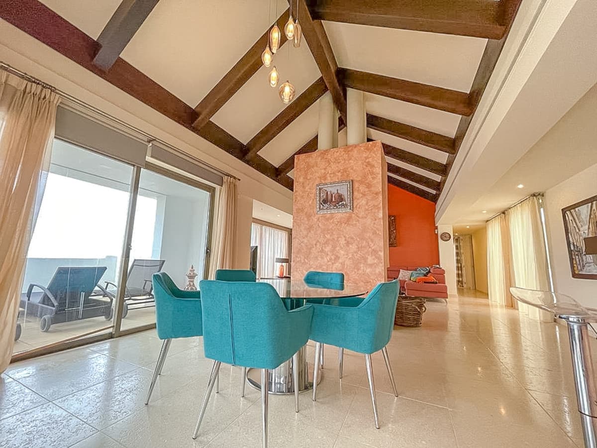 Penthouse in Los Flamingos — photo 8 of 10