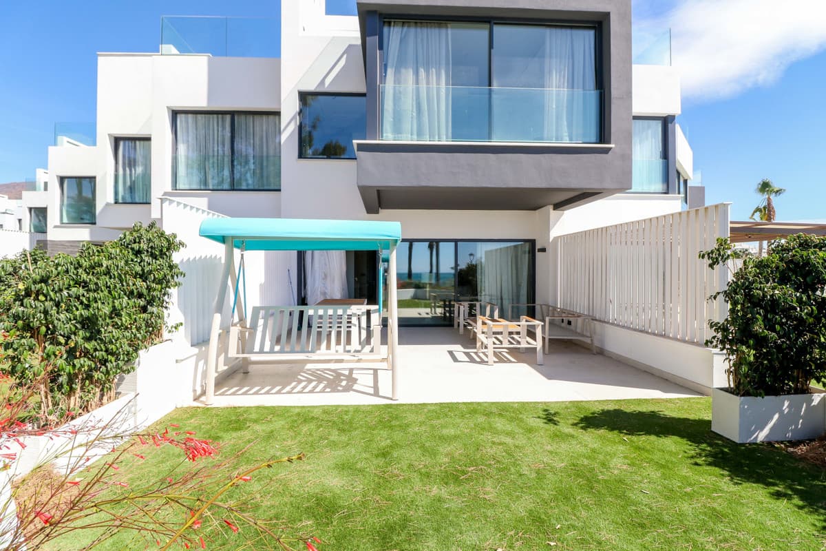 Townhouse in Estepona — photo 4 of 10