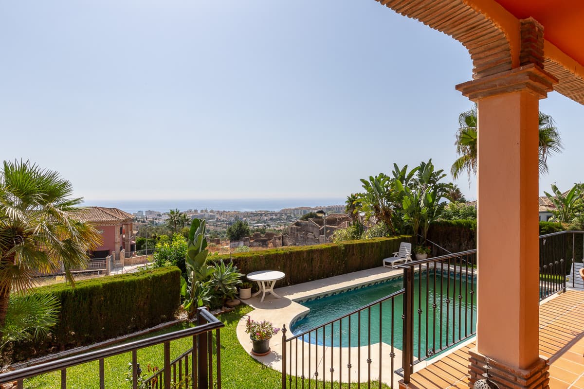 Detached Villa in Marbella — photo 4 of 10