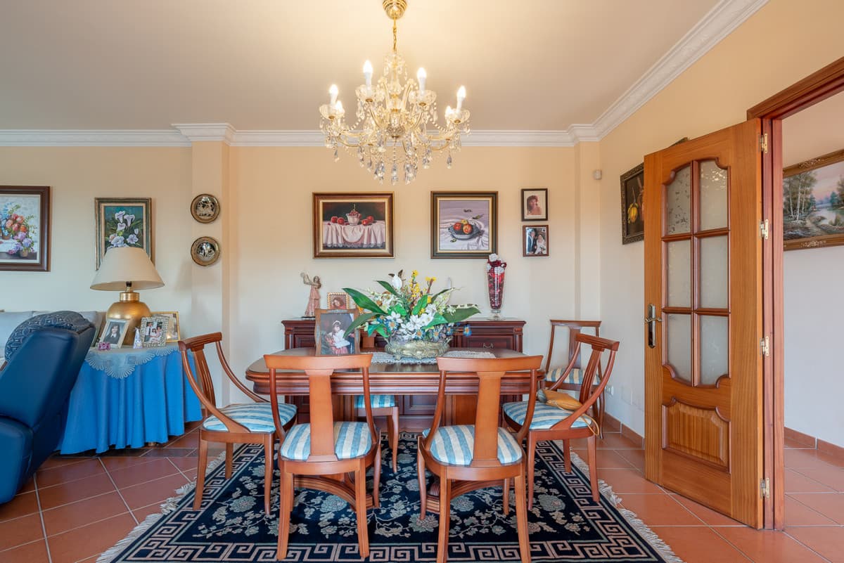 Detached Villa in Marbella — photo 9 of 10