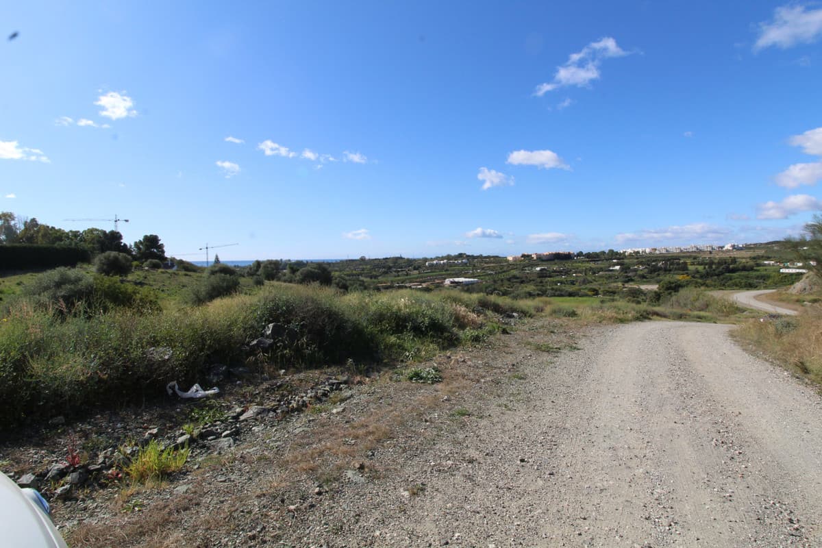Residential Plot in Benahavís — photo 7 of 10