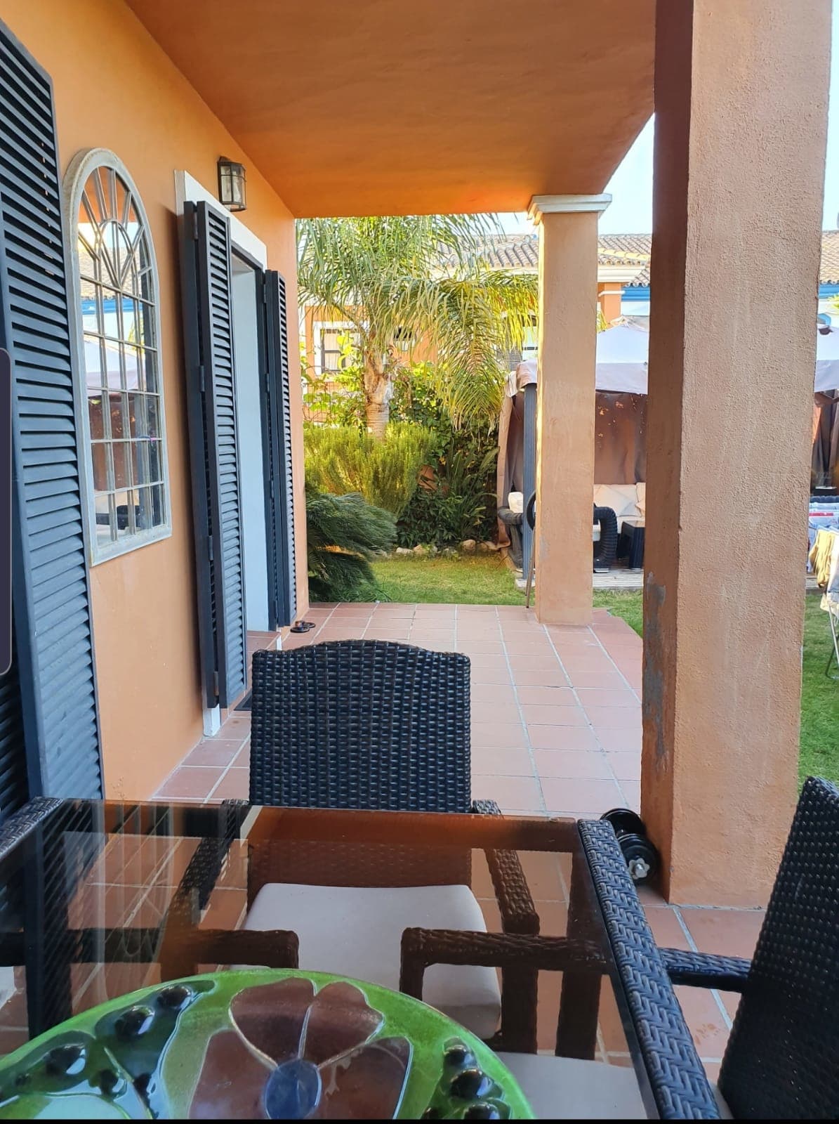 Townhouse in San Pedro de Alcántara — photo 3 of 10