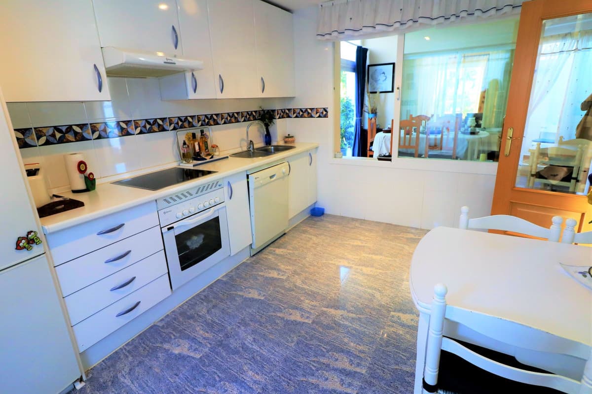 Semi-Detached House in Estepona — photo 6 of 10