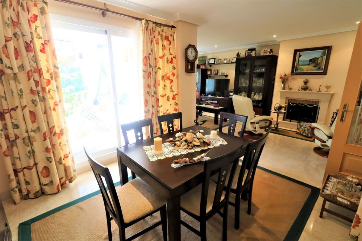 Semi-Detached House in Estepona — photo 8 of 10