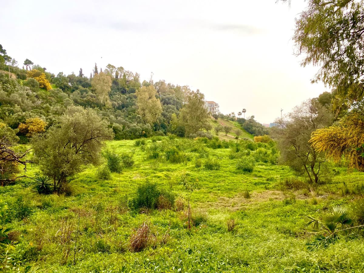 Residential Plot in Benahavís — photo 1 of 10