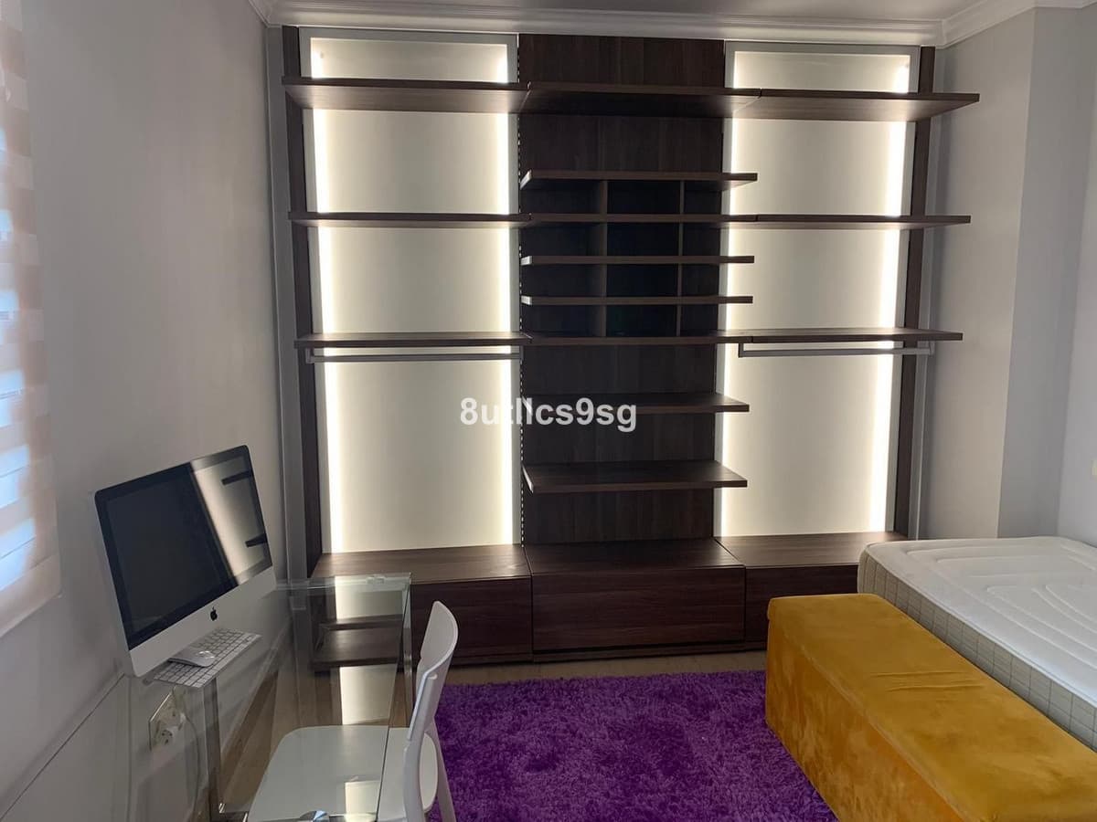 Middle Floor Apartment in Estepona — photo 10 of 10