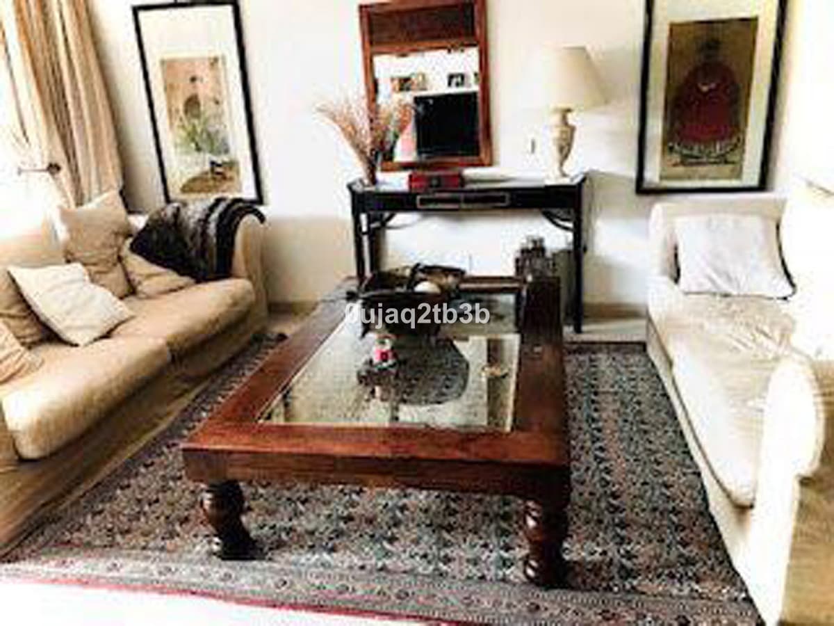 Middle Floor Apartment in New Golden Mile — photo 10 of 10