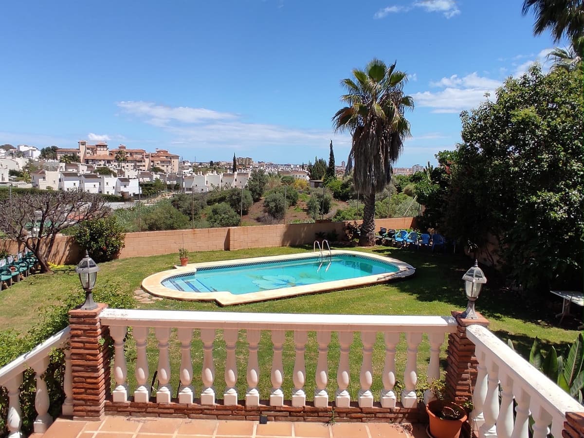 Detached Villa in Mijas Costa — photo 3 of 10