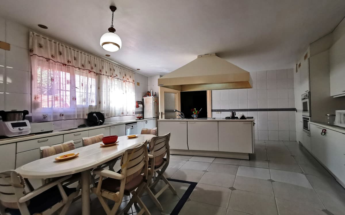 Detached Villa in Torremolinos — photo 4 of 10